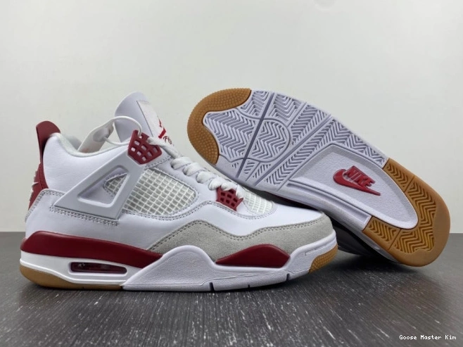 Jordan 4 DR5415-160 Air x Nike SB 0611